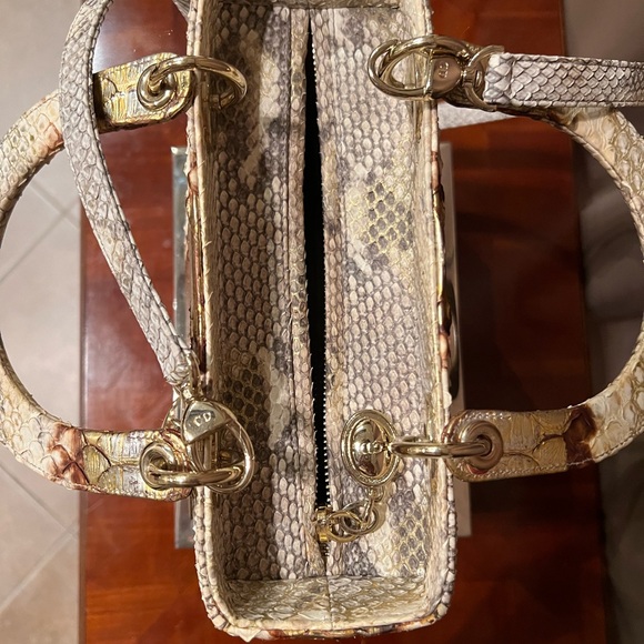 Dior bag - Picture 6 of 9